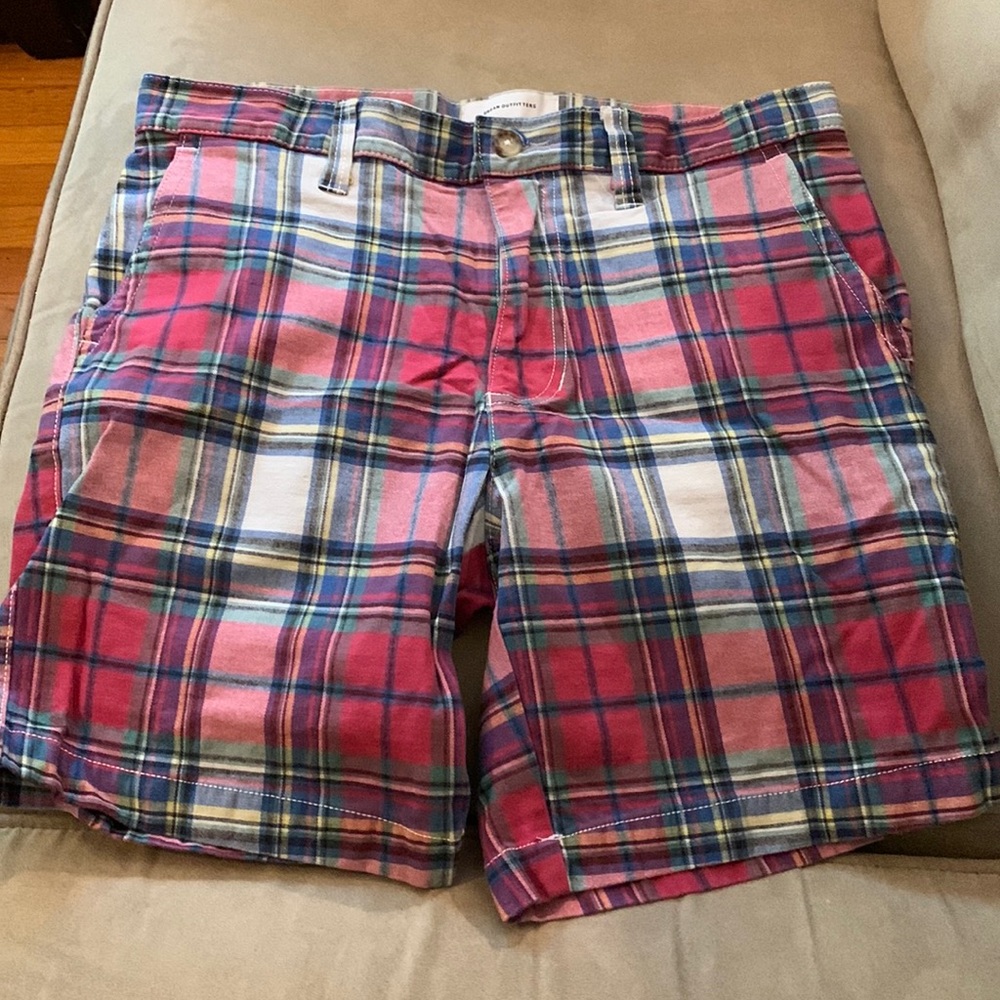 Men’s Urban Outfitters plaid, flat front shorts. Cotton, size 32.